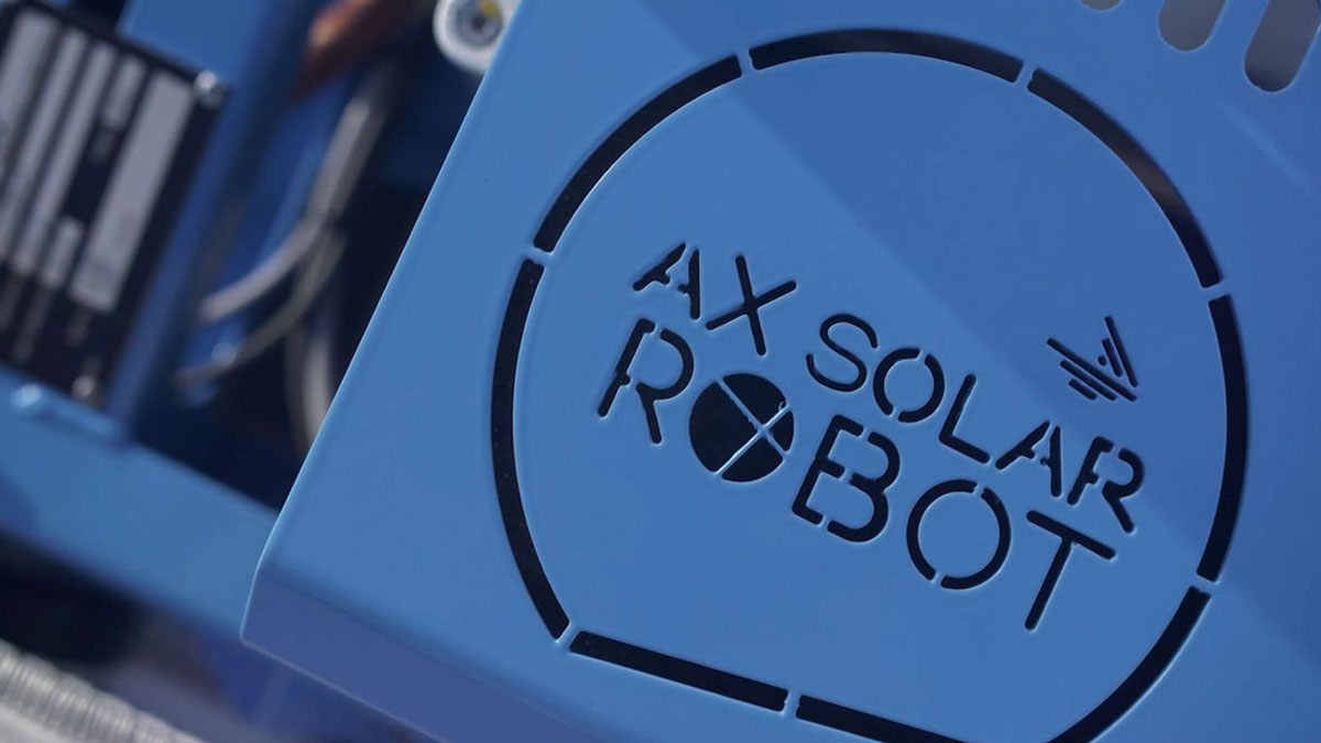 AX SOLAR ROBOT